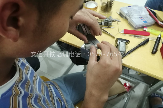 福州开锁生意真的赚钱吗？